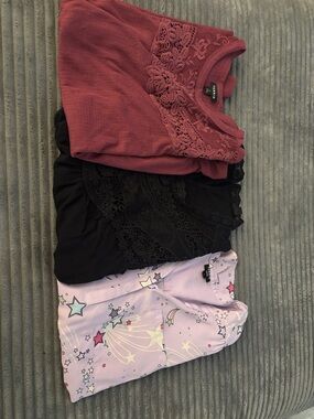 Torrid Size 2 Top Bundle
